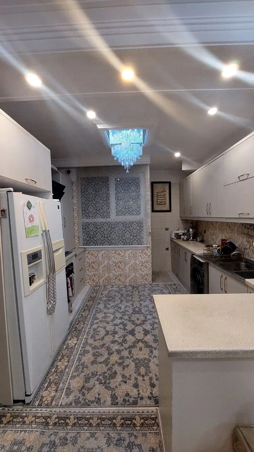 ۶۷متری طبقه اول