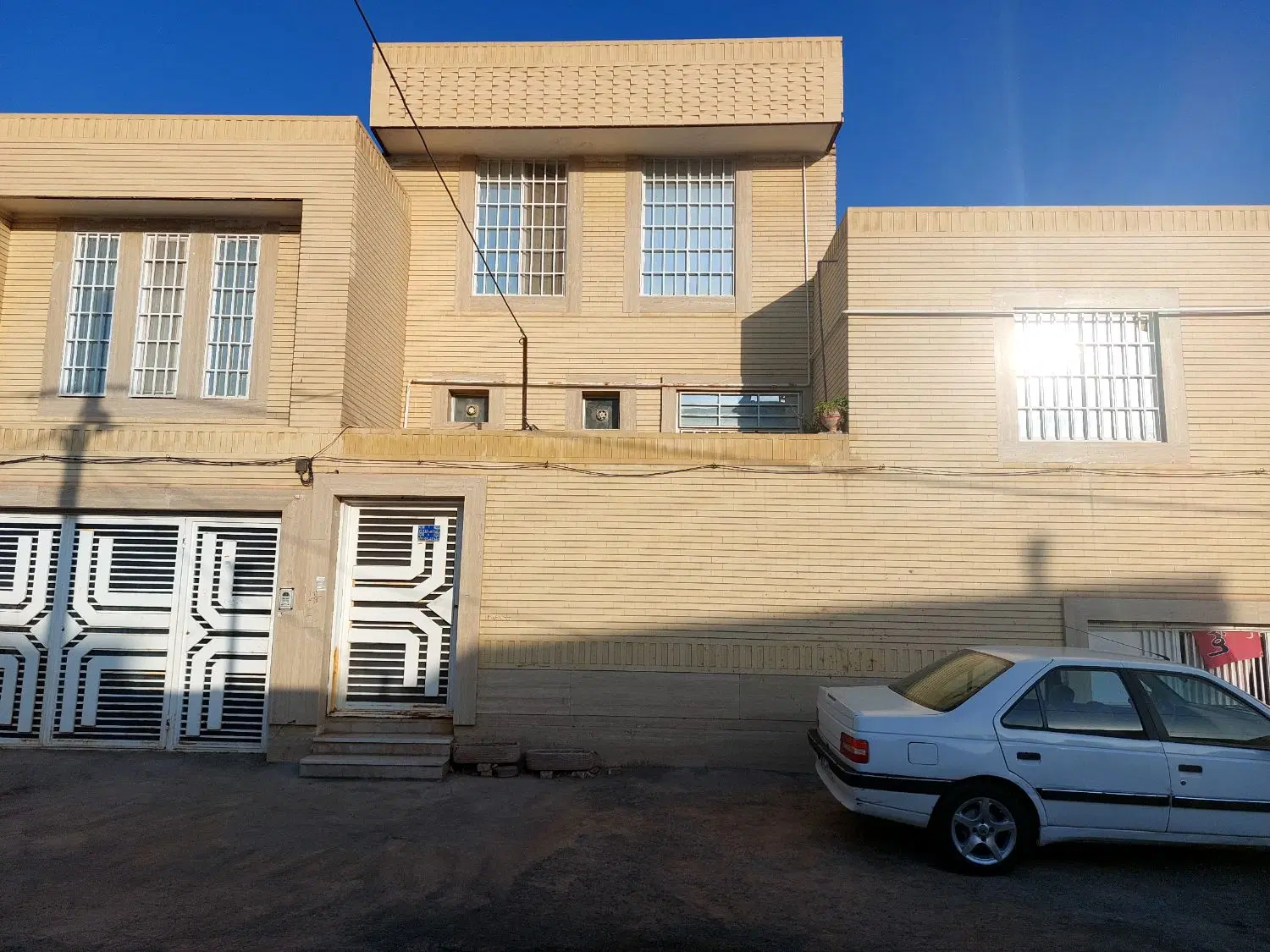 فروش‌منزل‌مسکونی