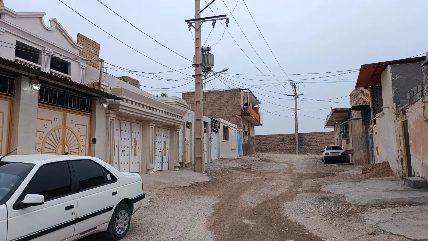 زمین مسکونی 165 متر
