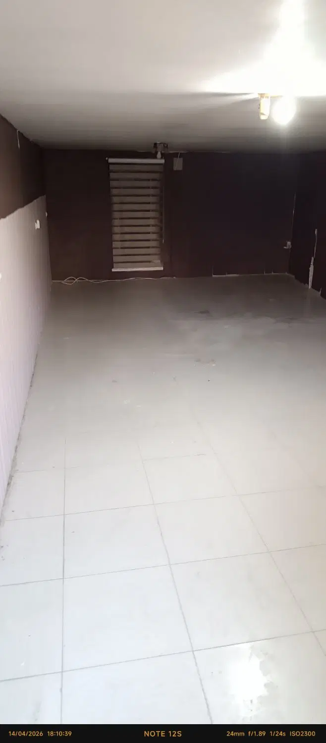 زیرزمین مغازه بر کوهنورد