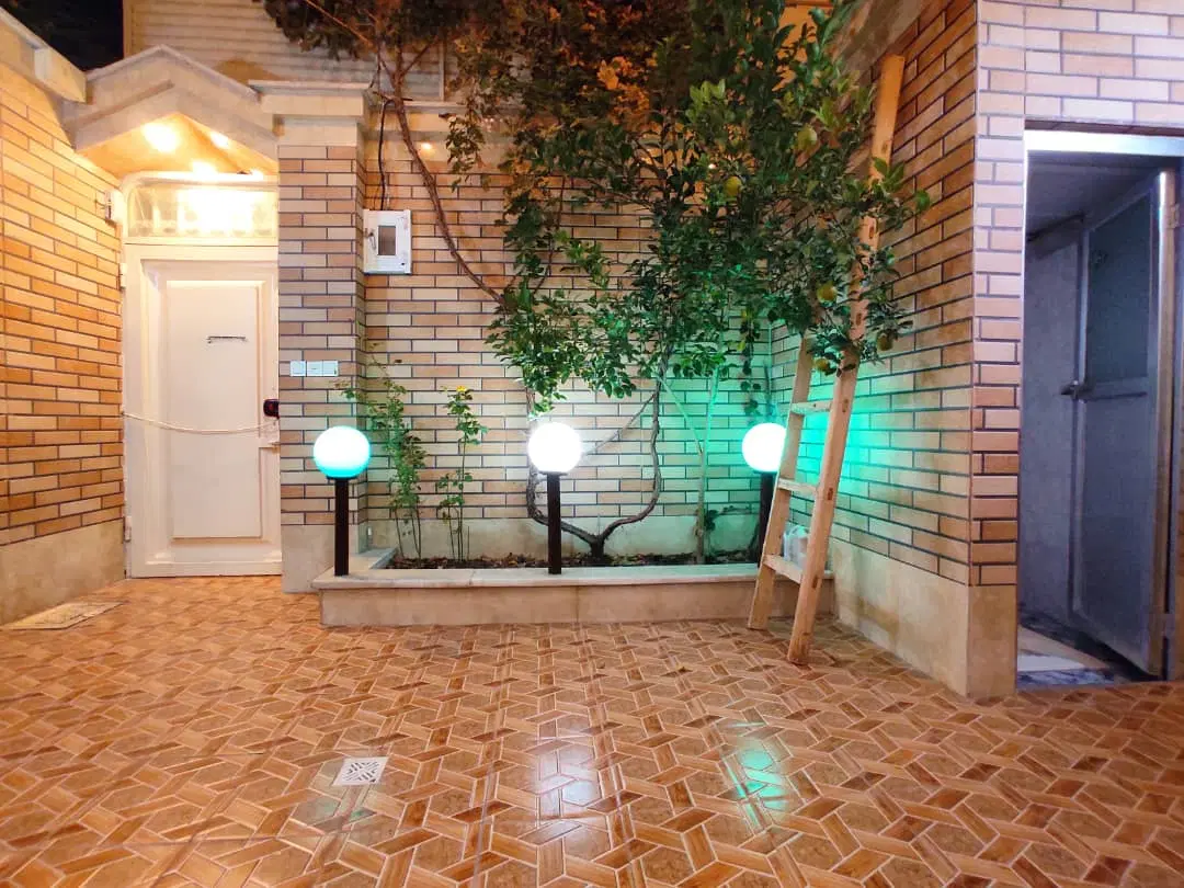 منزل ویلایی شیک واقع درباغ فین