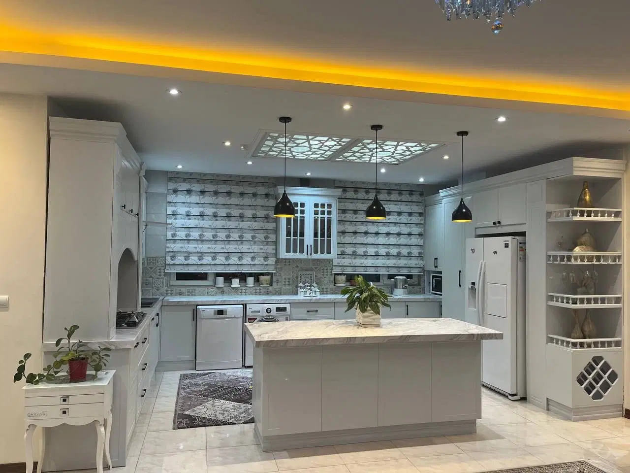 آپارتمان ۱۲۳ متری_شهرقدس_خیابان کشاورز