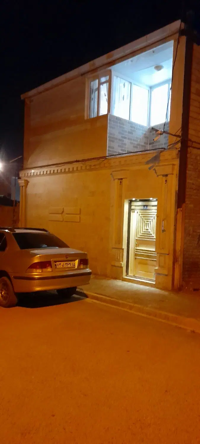 خانه دو طبقه در اوغلی