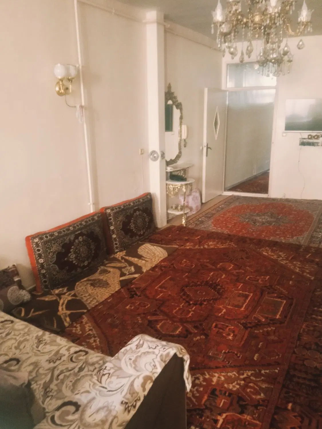 خانه دربست دوطبقه در طالقانی