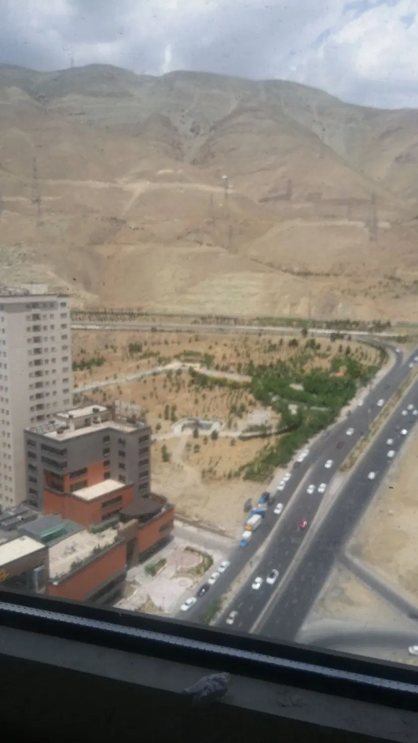 ۱۱۱ متری خام طبقات فوقانی برج مجلل