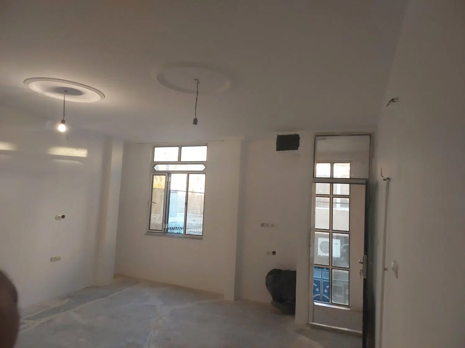 رهن واجاره 2طبقه بلوار طاقبستان کوچه 134