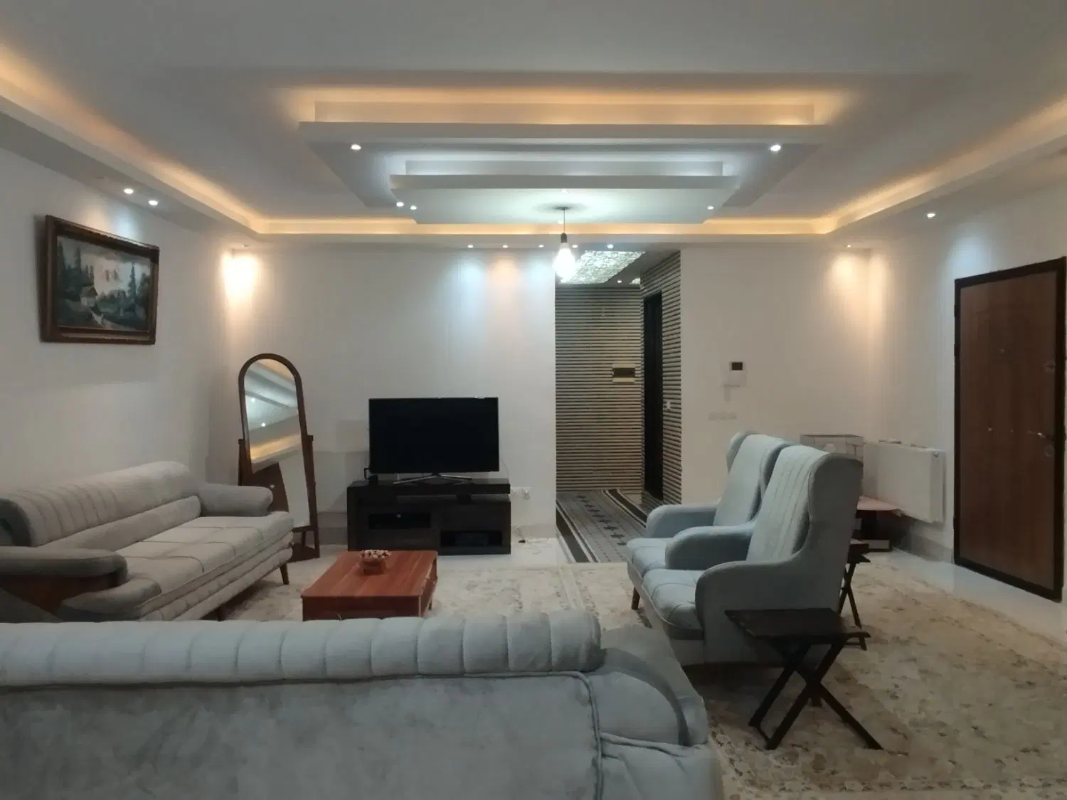 فروش آپارتمان سه خوابه در  معادی