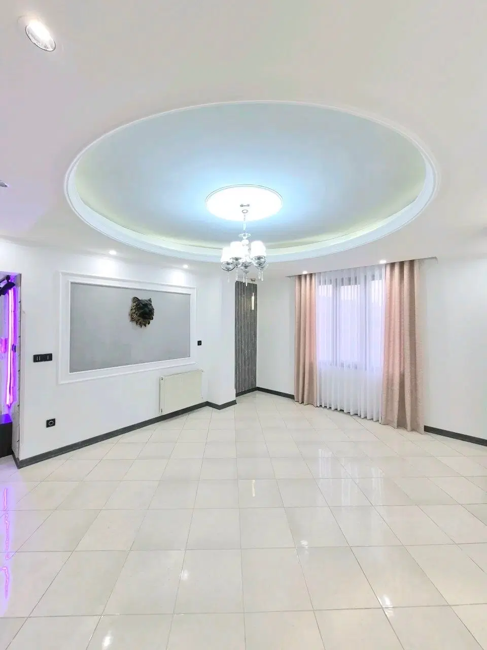 ۷۱متردوخواب_سالن پرده خور_پارکینگ سندی_سندتکبرگ