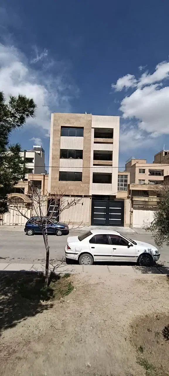 فروش اپارتمان ۱۸۰ متری ب صورت شرکتی