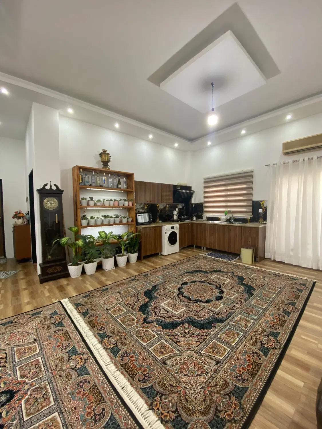 رهن و اجاره واحد ۱۲۰متری