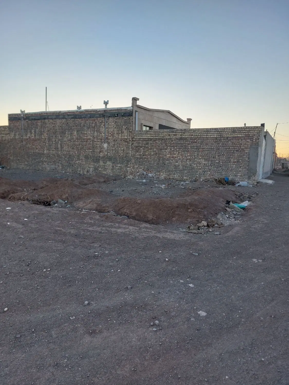 ۲۴۰متر زمین روستای باغشیخ