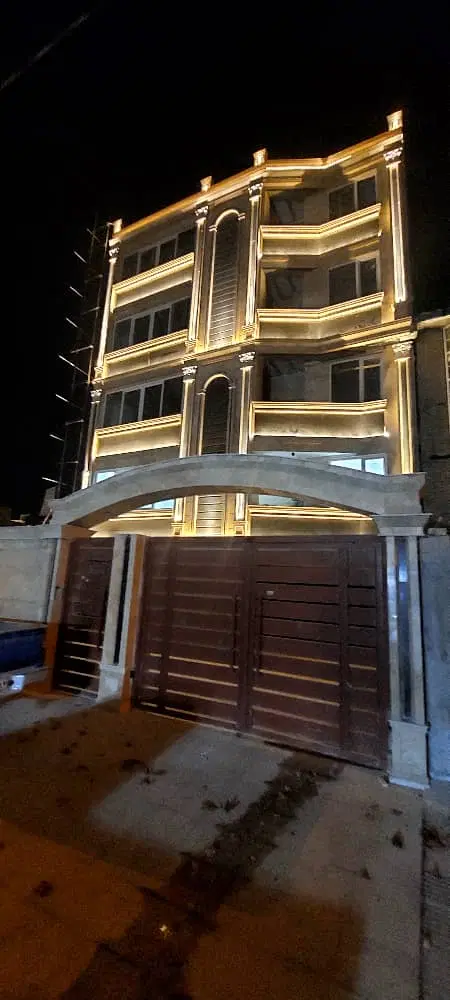 آپارتمان هزار دستان