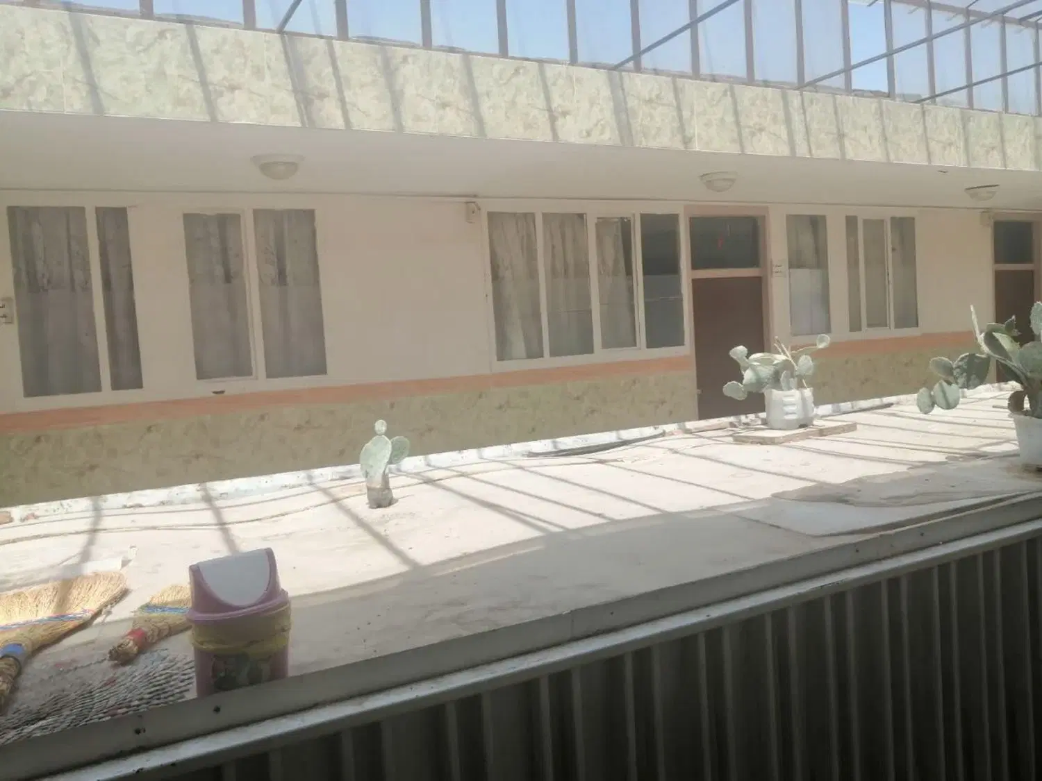 فروش ملک تجاری  حاشیه خیابان فاطمیون