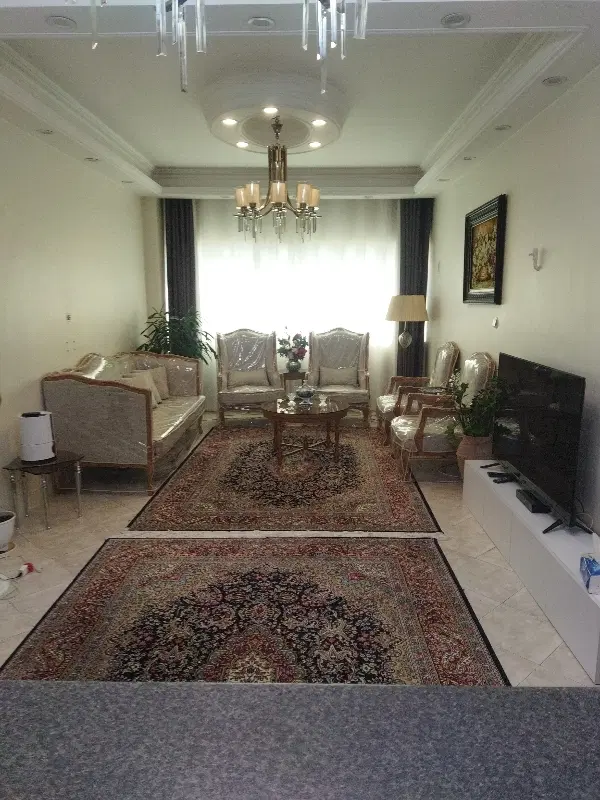 آپارتمان ۷۸ متر باغستان غربی شبنم ها