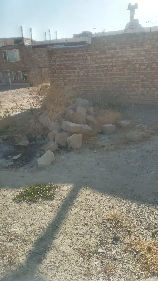 زمین بادکی