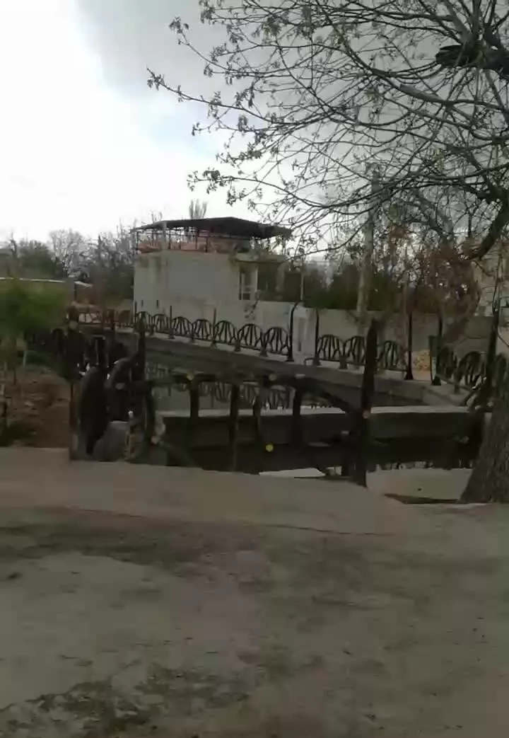 خانه باغ قدیمی سخوید