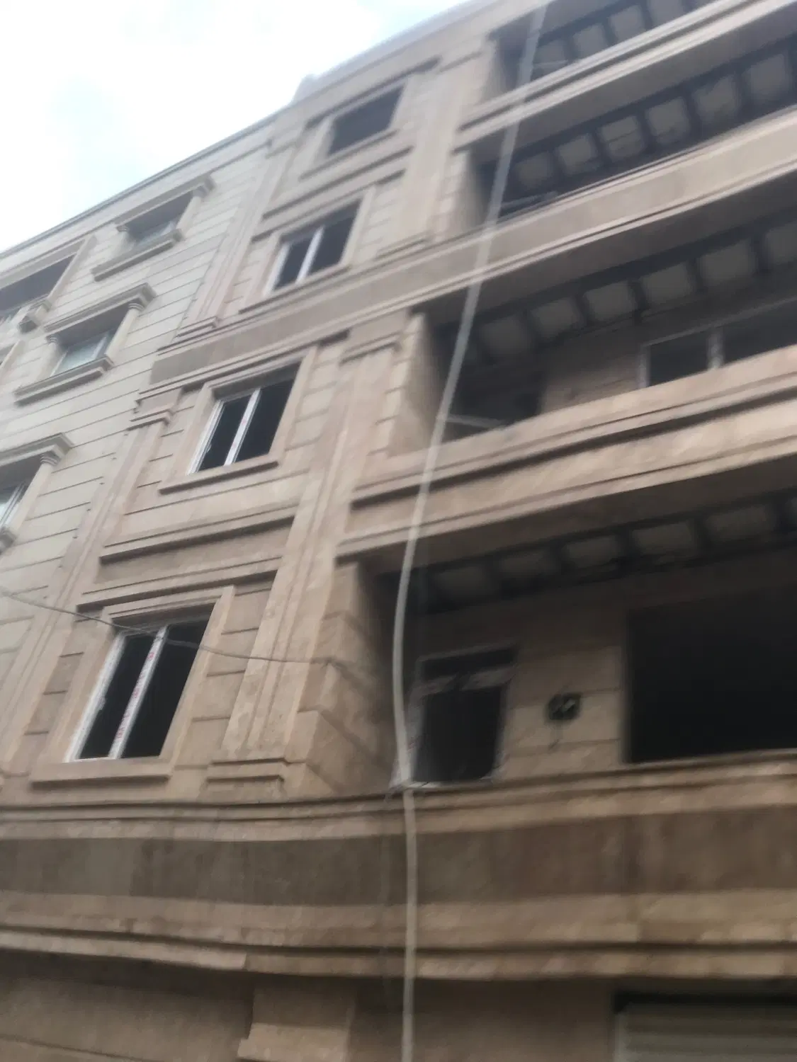 زمین مهرتابان