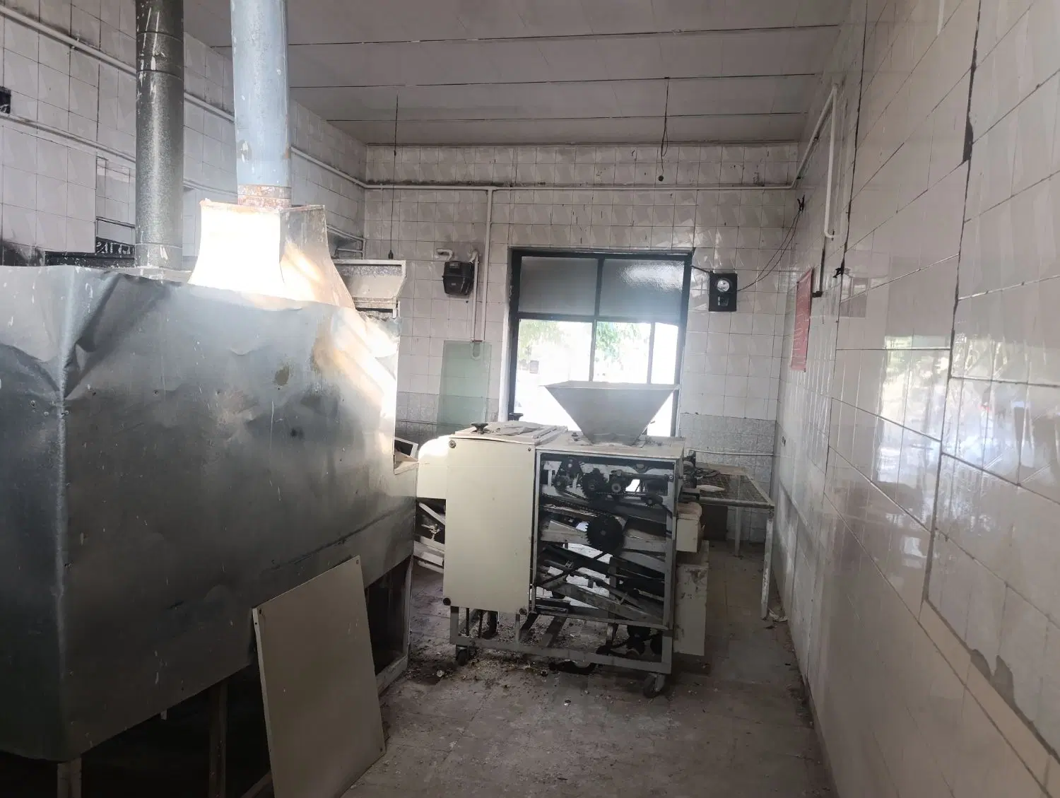 اجاره مغازه ۱۱۰ متری تکمیل