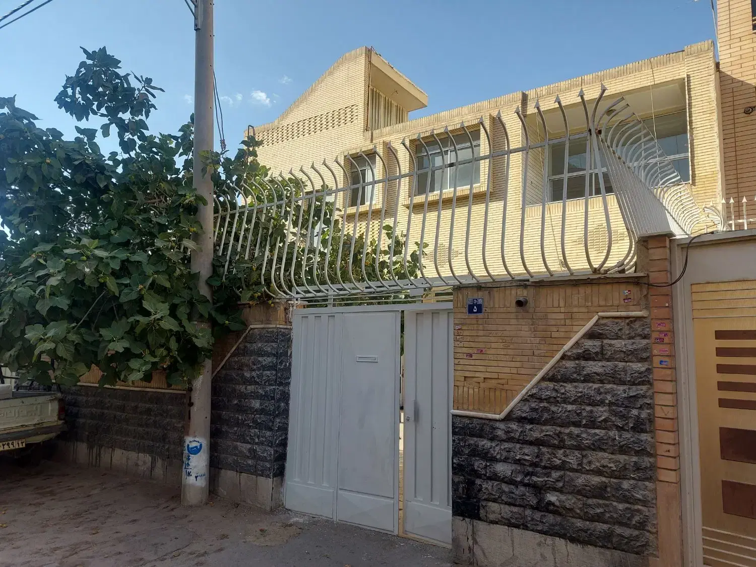 فروش خانه ویلایی جنوبی در مرکز شهر خیابان سلیمانی