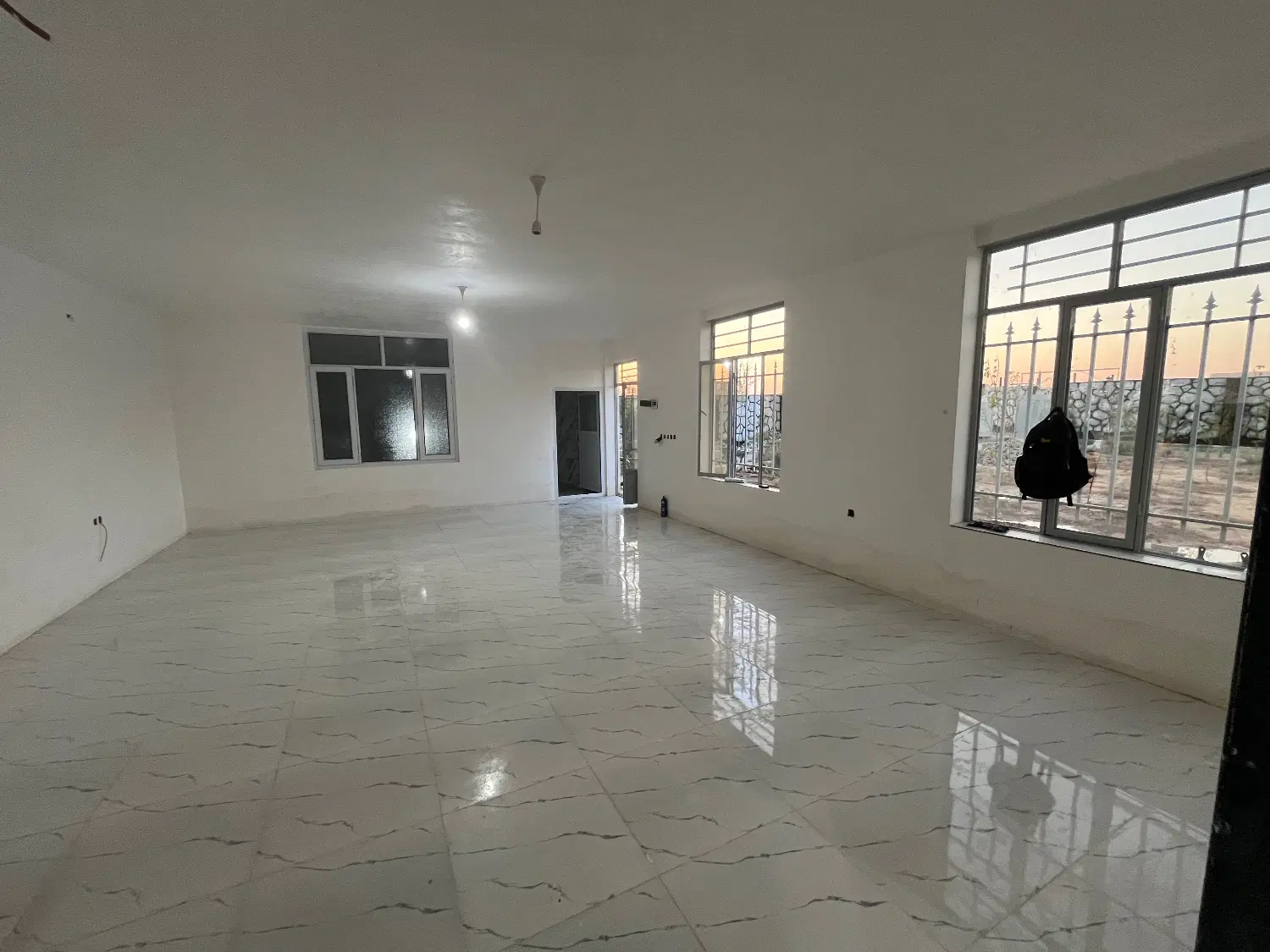باغ ۷۰۰ متری صفر