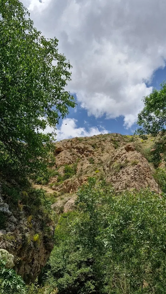 خانه ویلایی واقع در سرچشمه گرمی به متراژ 200متر