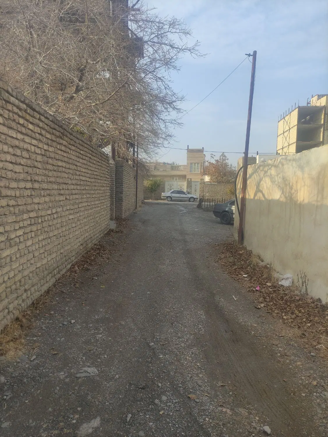 زمین ملکی داخل بافت ویرانی مجتمع شخصی..123متر