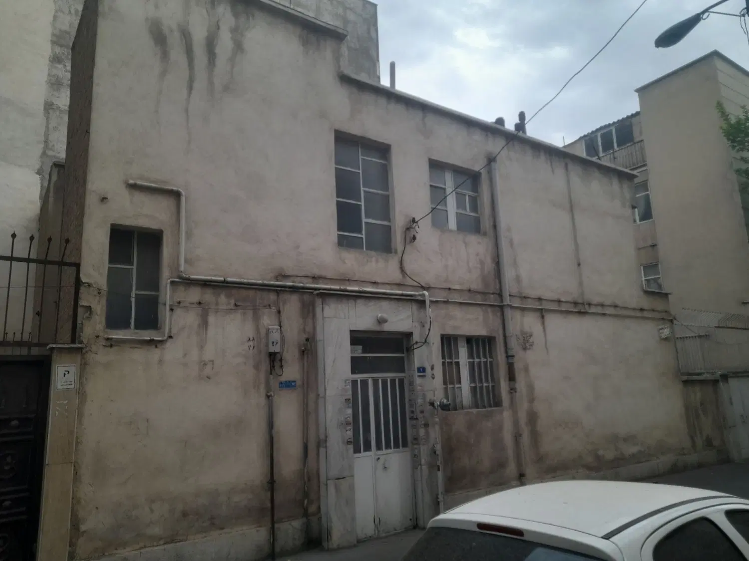 ویلایی کلنگی ۱۵۳ متری