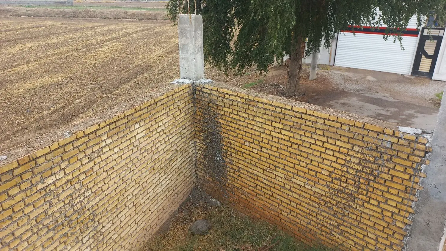 خونه نیمه کاره گلستان دو ۲ شهرک نورمحمدی گلالک
