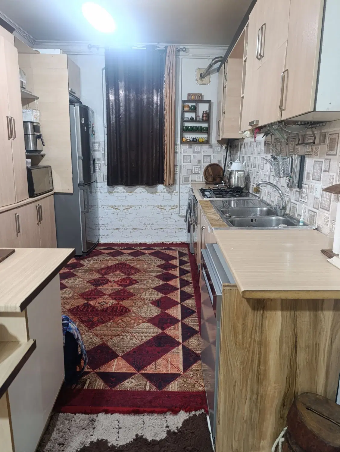 واحد فروشی