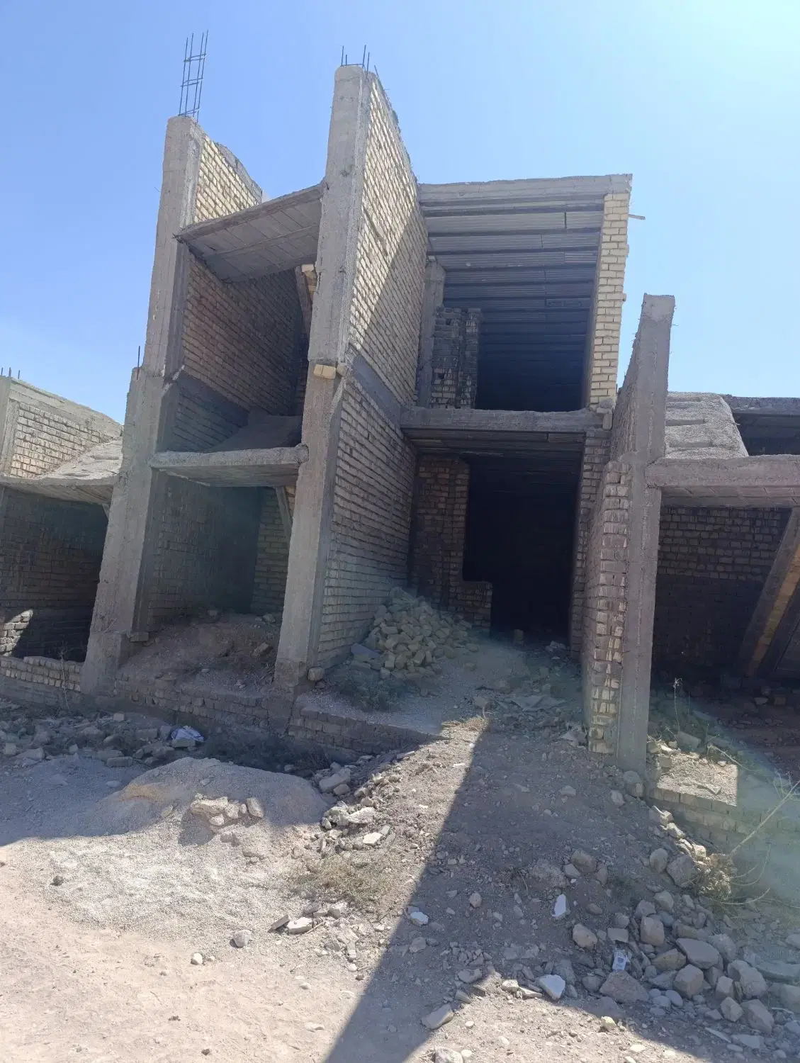 فروش اسکلت دو طبقه ۹۰ متری