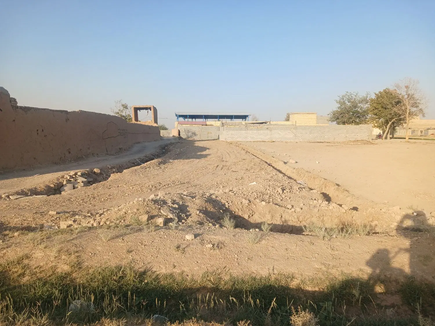 زمین ۳۵۰ متری