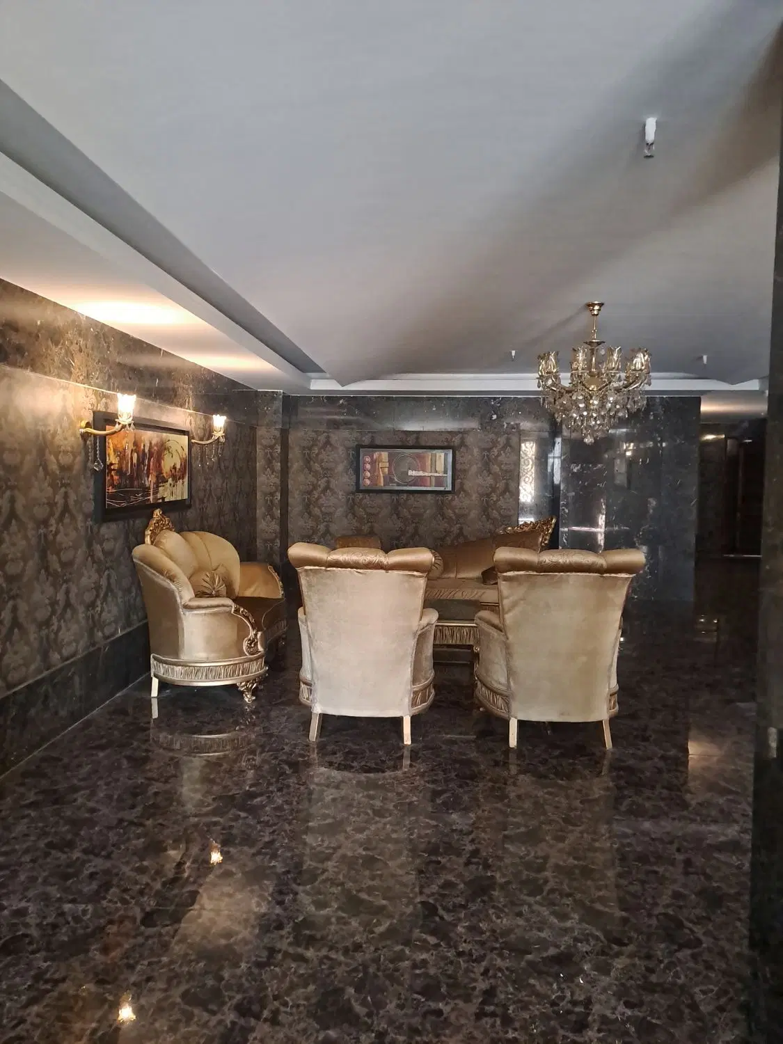 رهن و اجاره 140 متری لوکس