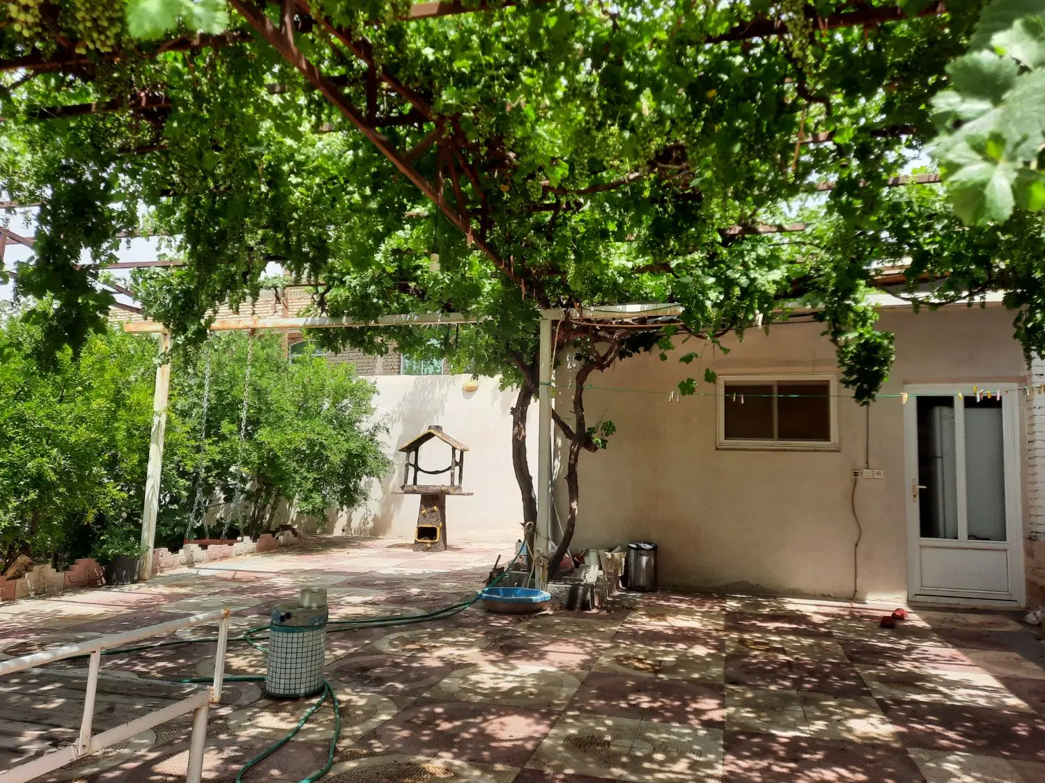 ملک واقع در کهک