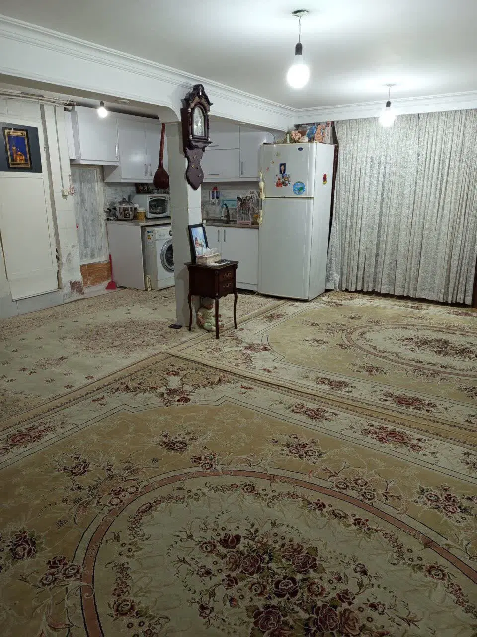 همکف راه جدا پشت بازار مولوی