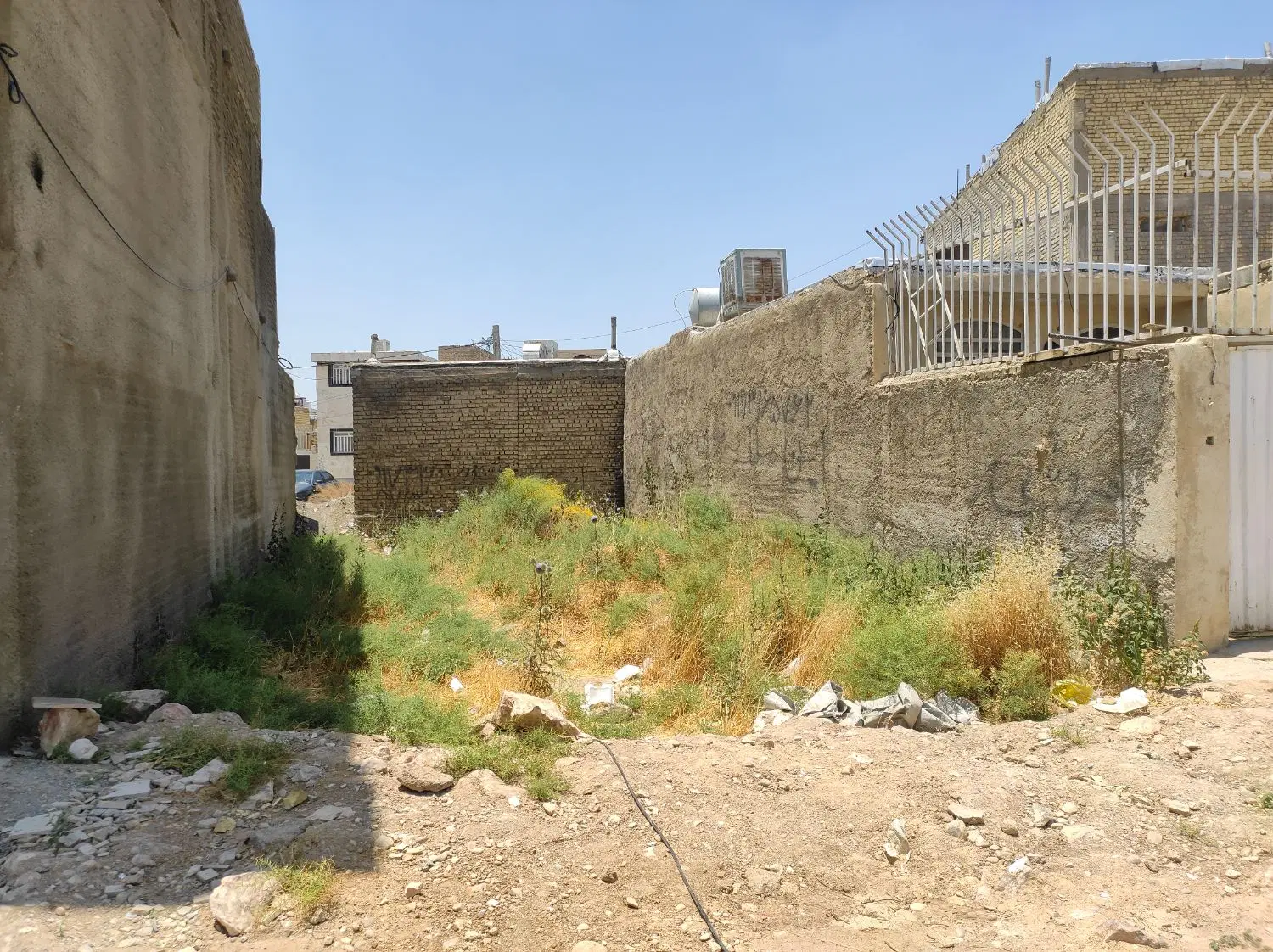زمین 110 متری صندوقی