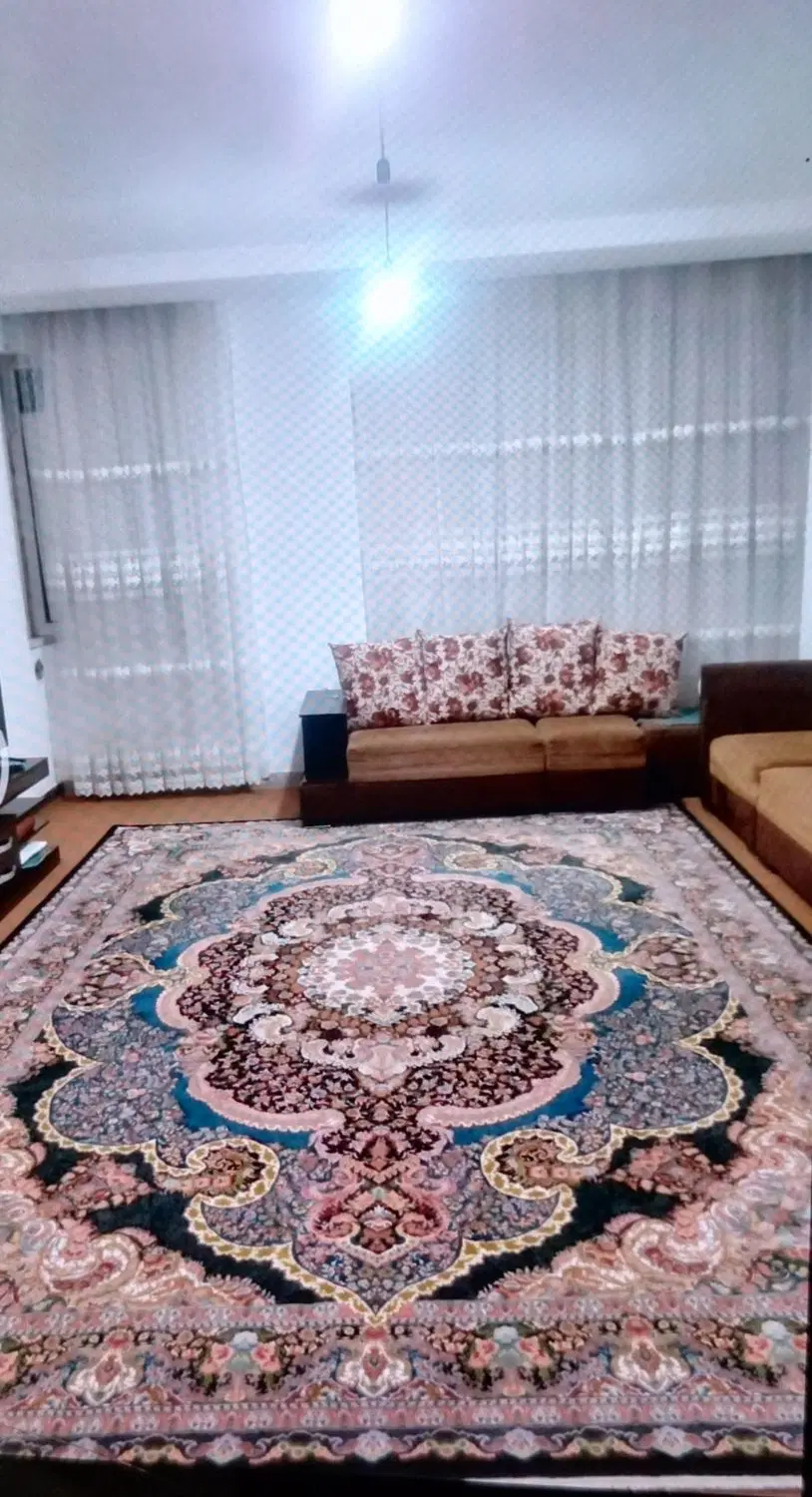 87 متری در رزمندگان
