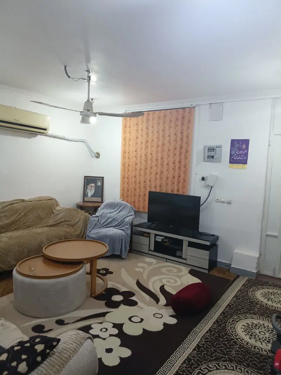 خونه پردیس طبقه بالا ۳ خواب خیابان پهن حیاط بزرگ