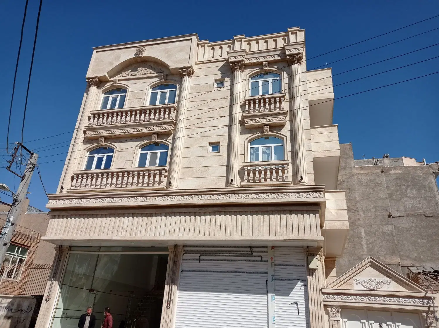 زمین ۲۰۰متری خیابان تیموری گلمغان
