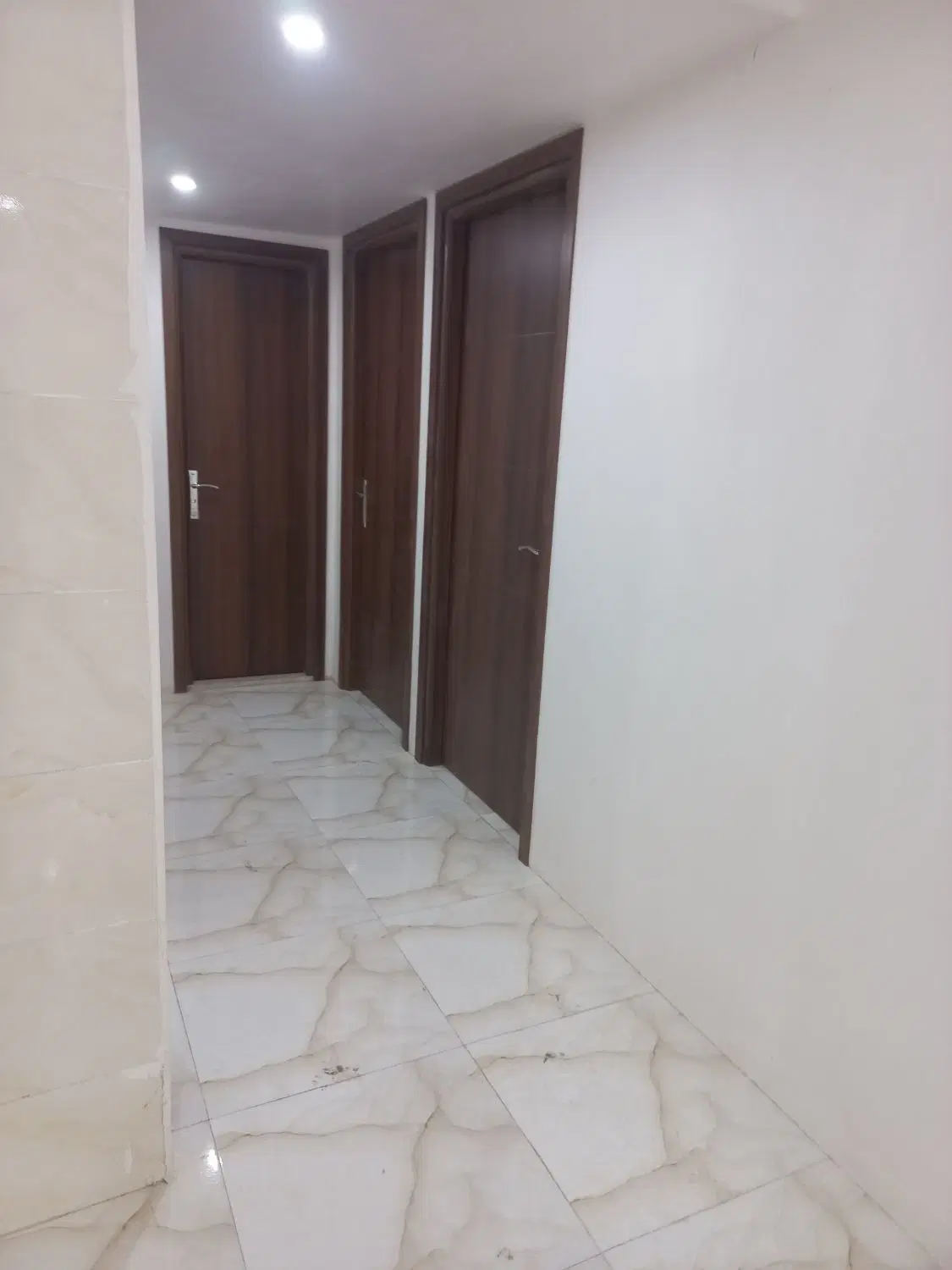 واحد فروشی