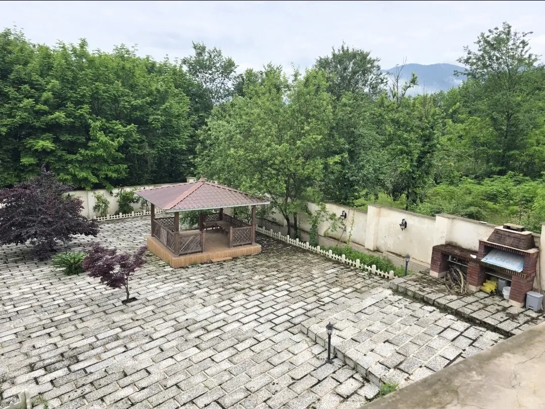 ۸۴۰ متر ویلای سنددار
