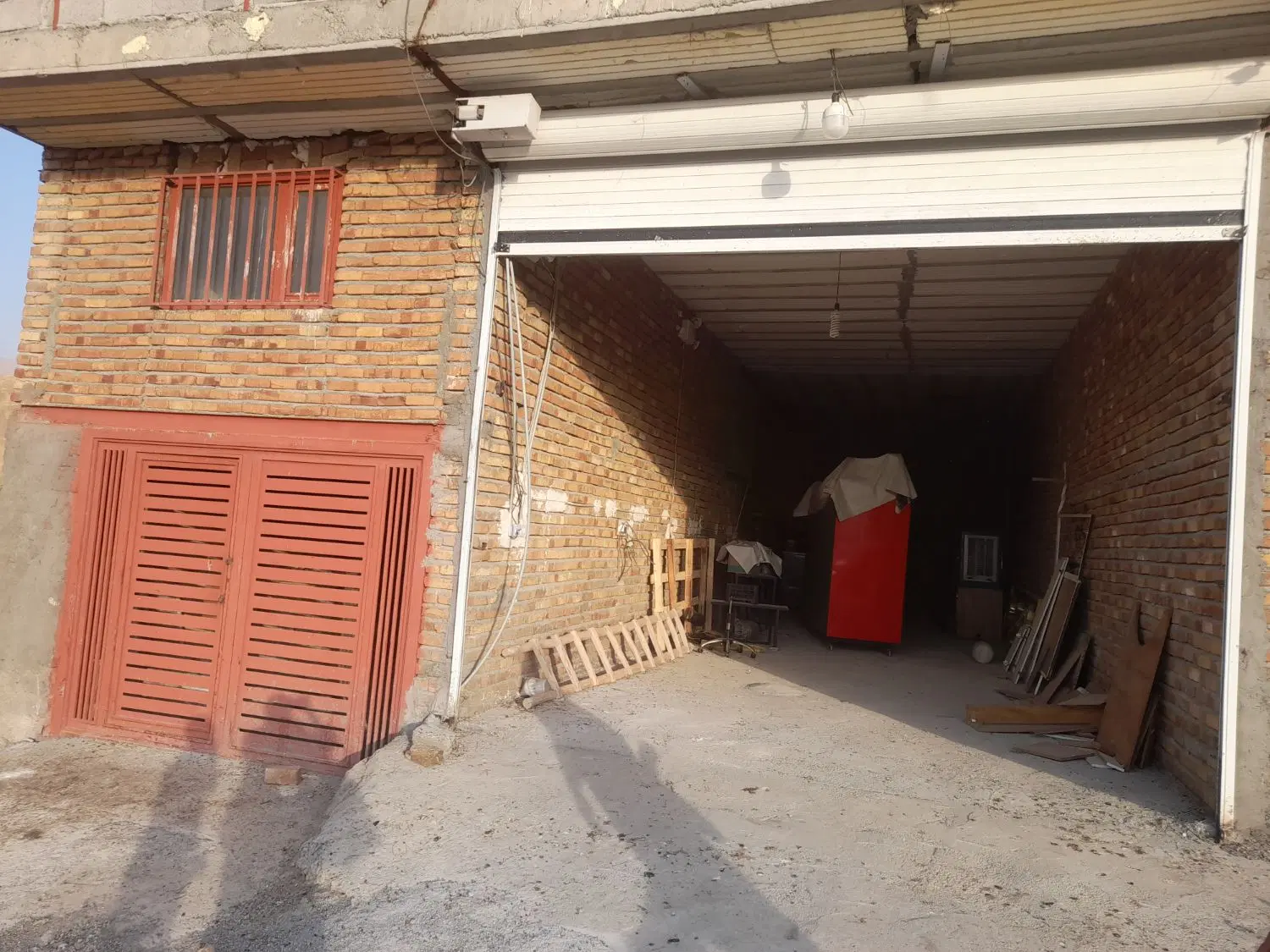 خانه نیمه کاره ۲طبقه آساوله