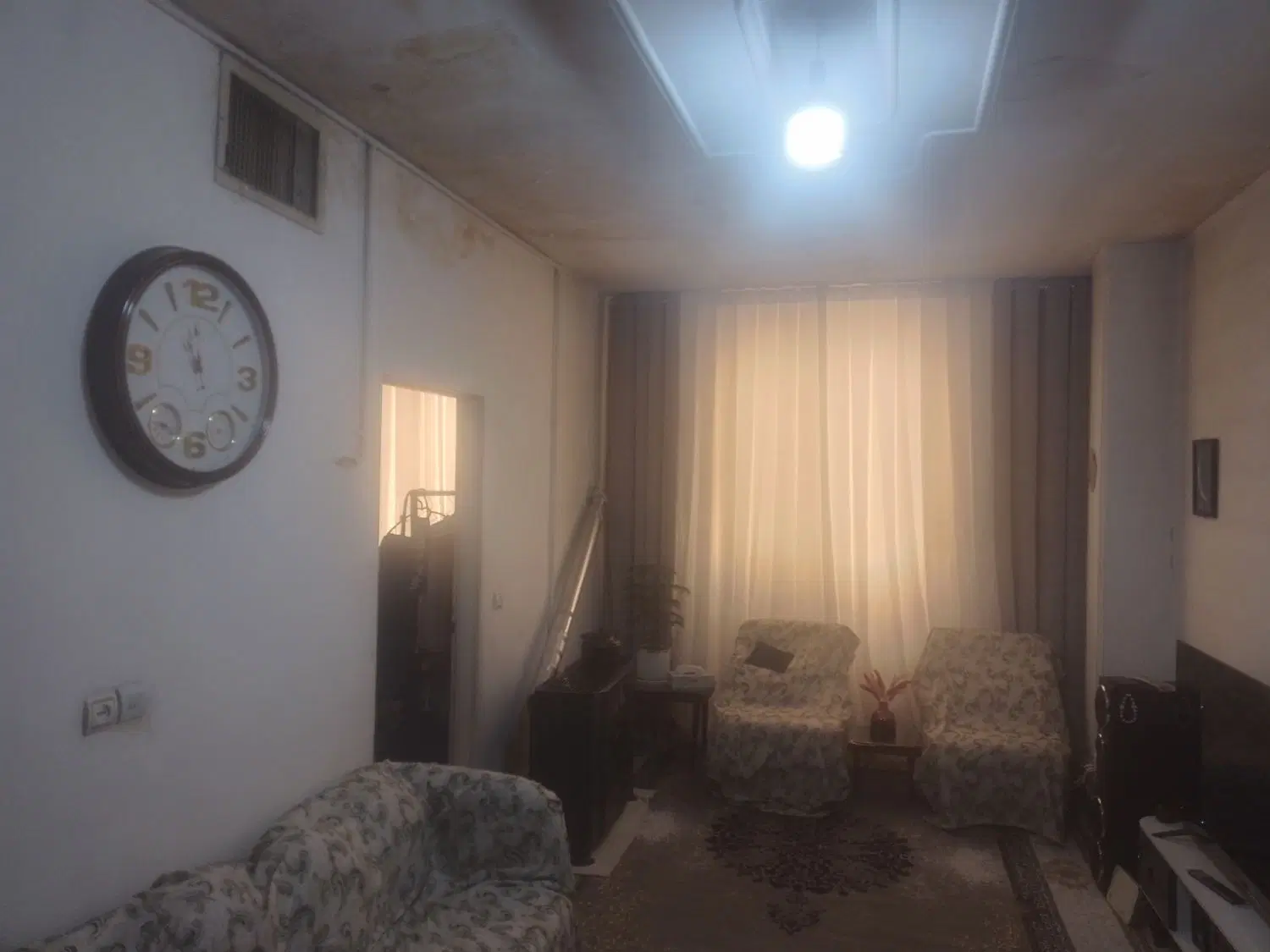 ۵۴م، ط۳، تکخواب، نورگیر، در شاهدشهر