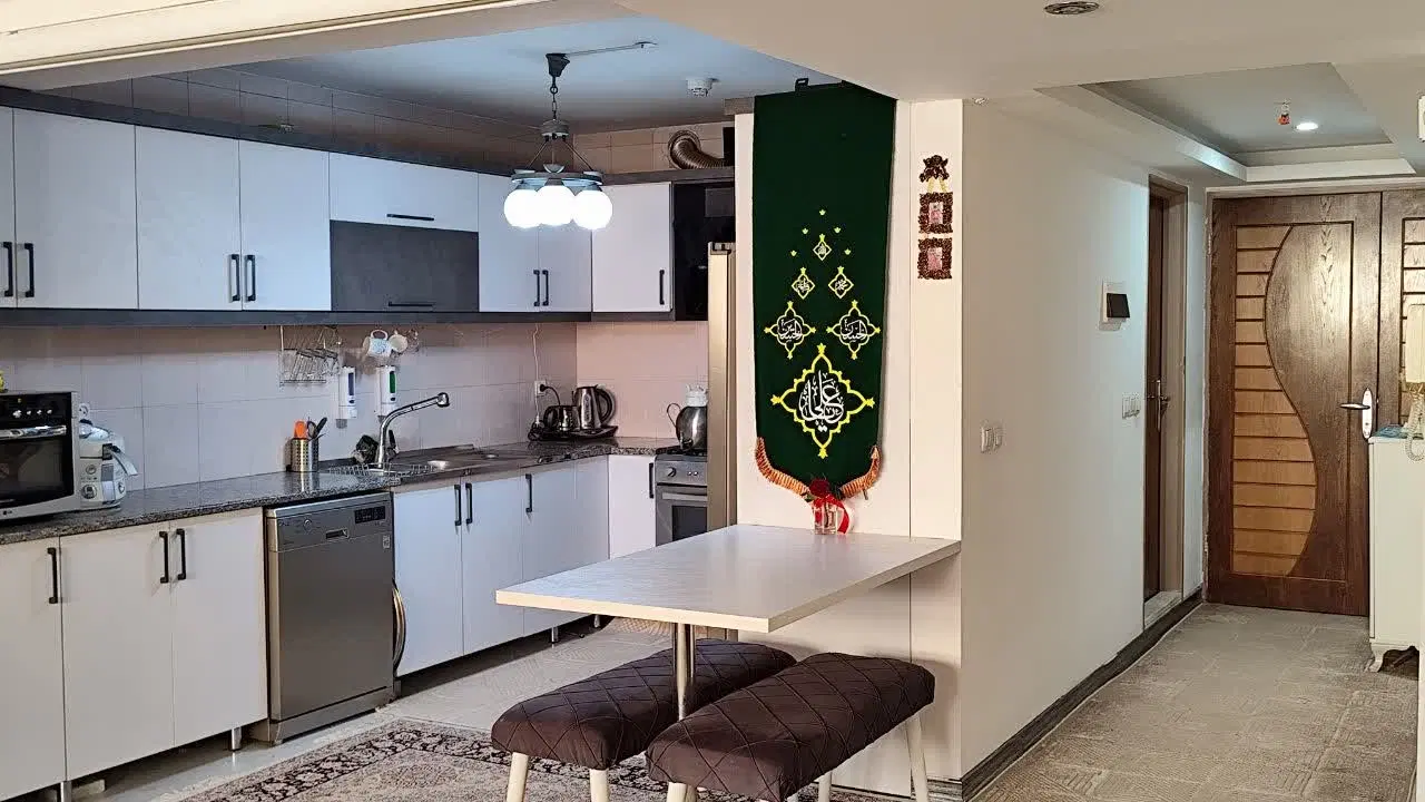 یک واحد آپارتمان به متراژ ۱۰۰ متری