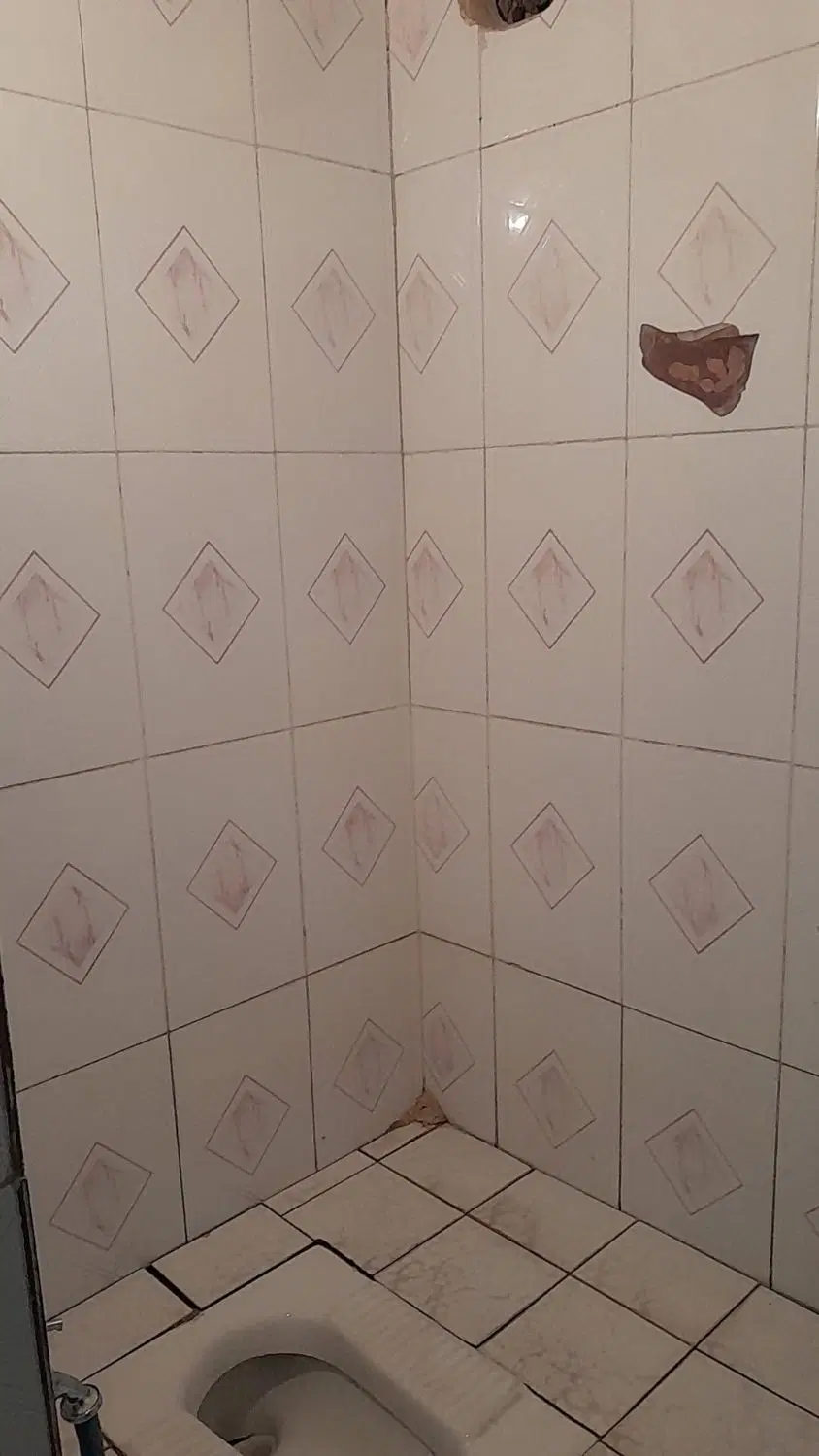 خانه ویلایی راهنمایی دوطبقه در خیابان حسینی