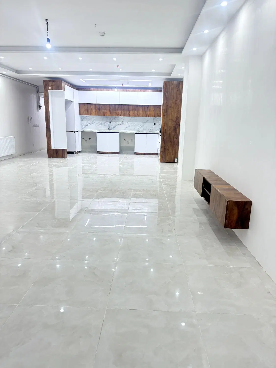 واحد 125 متری بلوار محمدیه.18 متری معراج