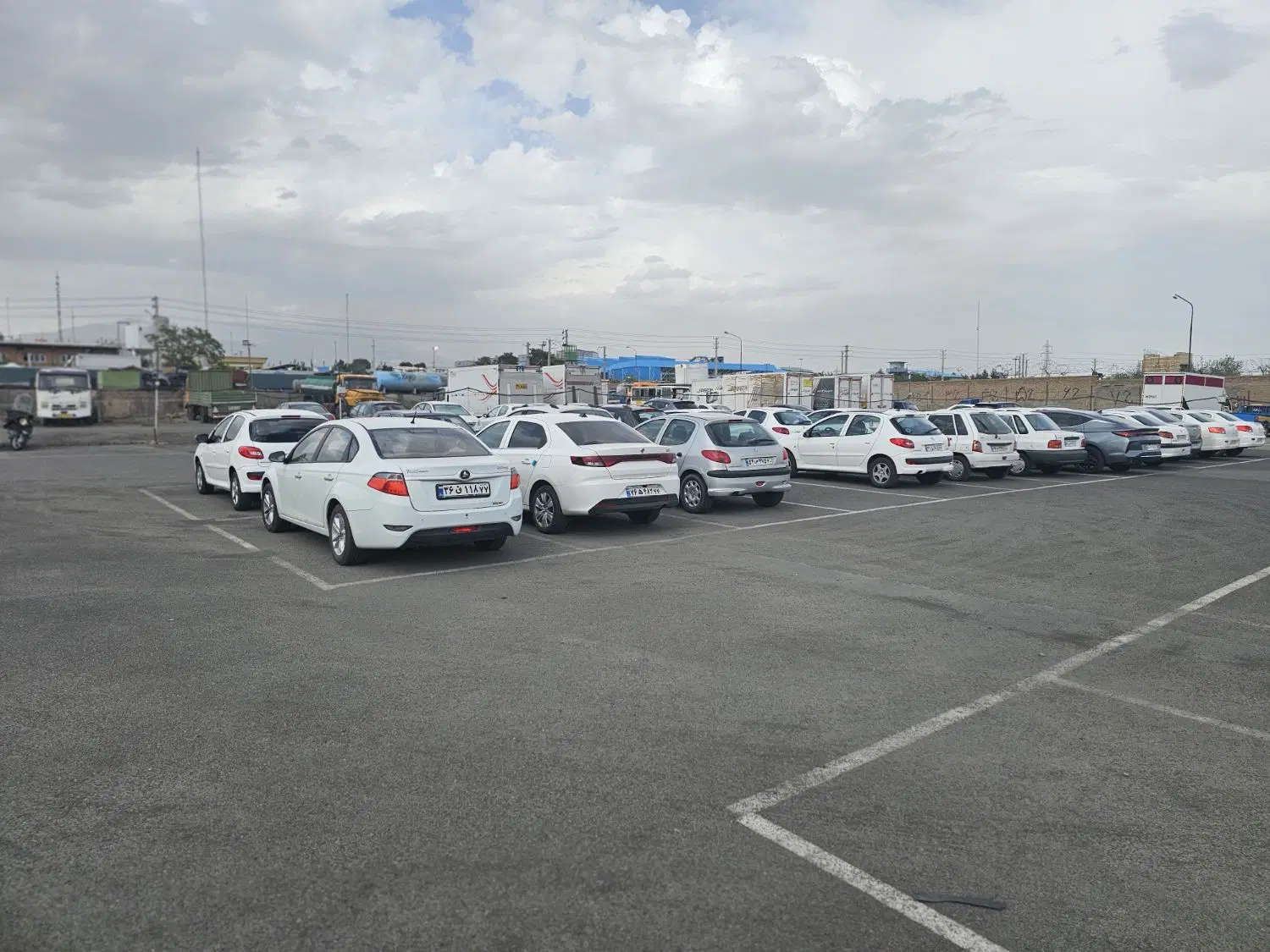 پارکینگ عمومی