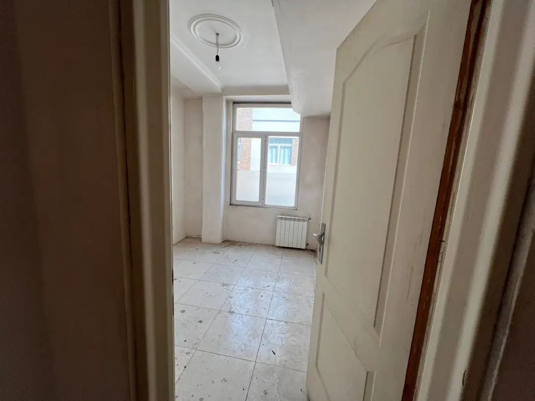 یک خوابه ۶۵متر مهندسی ساز