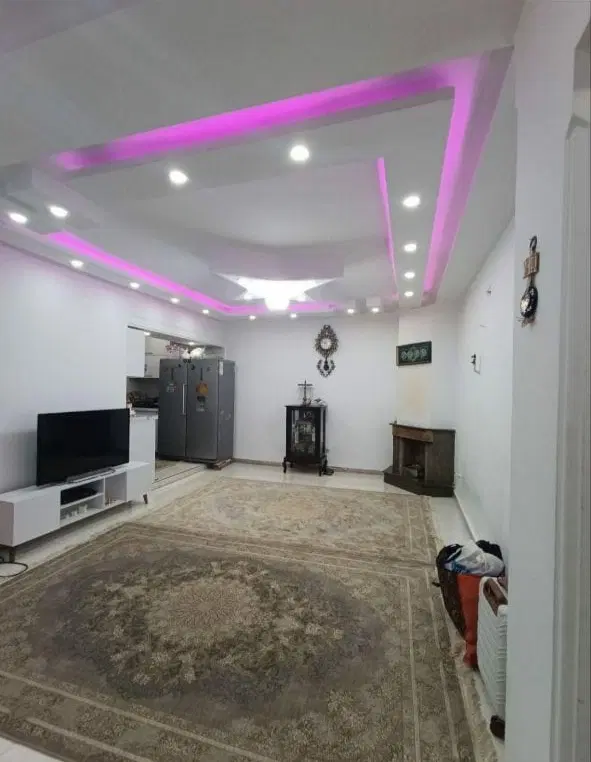 70 متر 2 خوابه طبقه دوم نما گرانیت 6 واحد پول