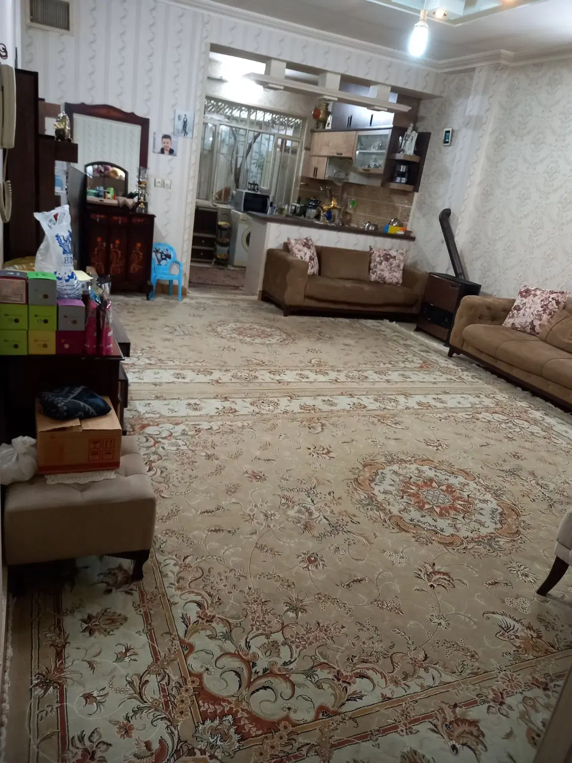 واحد ۷۸ متری همکف