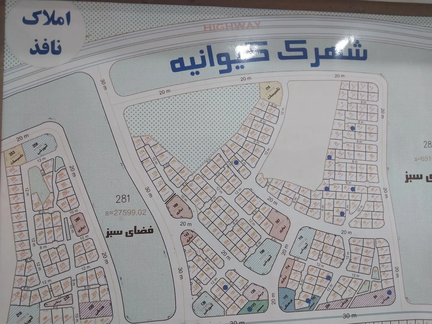 دو دهم  دانگ زمین ۳ نبش معراج یک گوهردشت